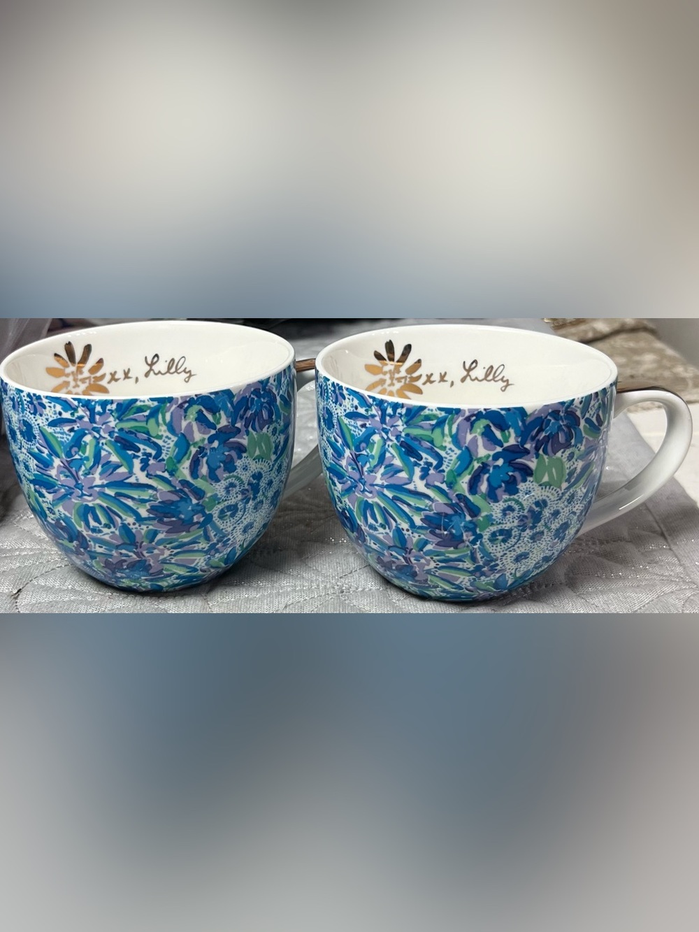 Lot Of 2 Lilly Pulitzer Coffee Cups Lion Blue Gold Handle Floral Royal 12oz Mugs